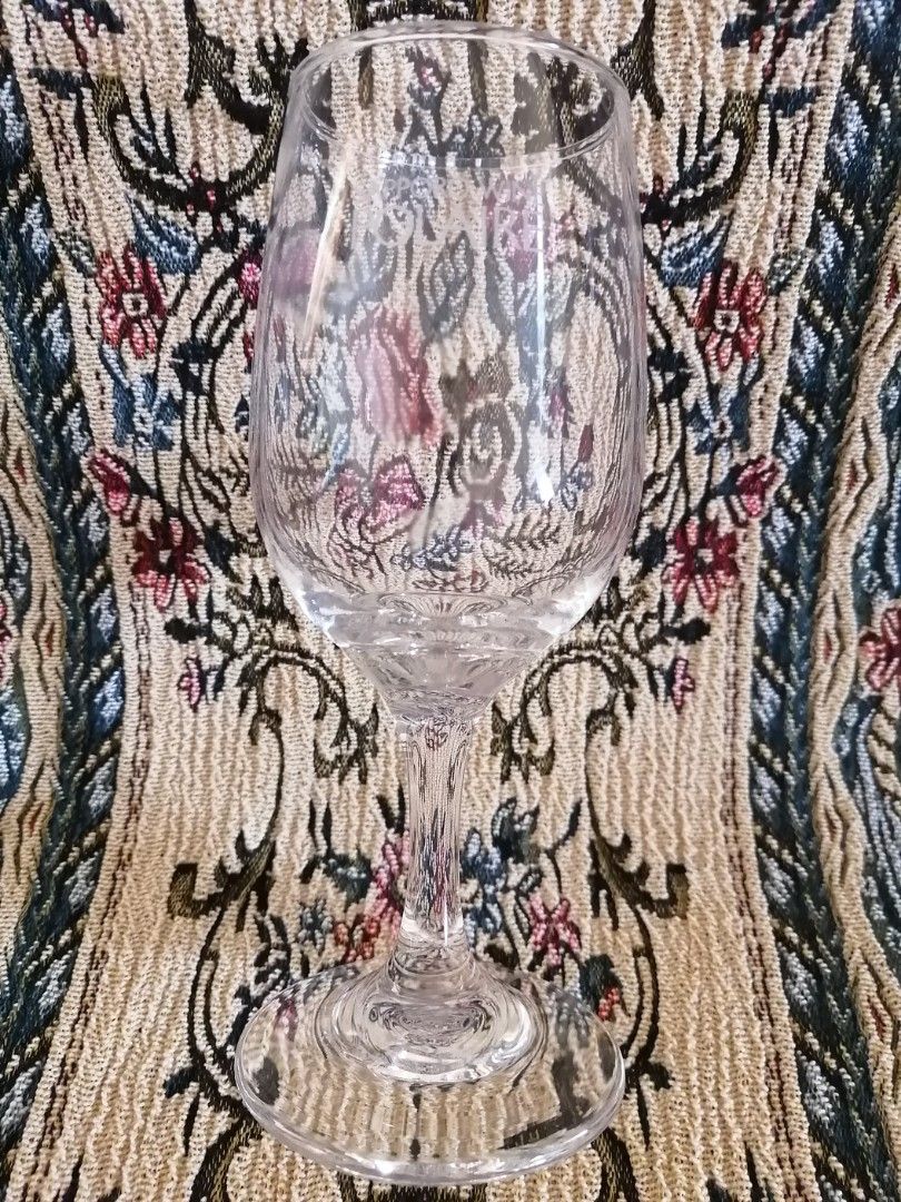 Sapporo Wine Glass (Category: Other Kitchenware & Tableware) located in Manila. Submitted by rarefindsgallery (Listing ID 1204841783, Image 2). Description: 🍷Sapporo Wine Glass 🍷 Height : 6 inches Diameter : 2 inches *malapal *in very good condition 🇯🇵🇯🇵🇯🇵 💸Php120.