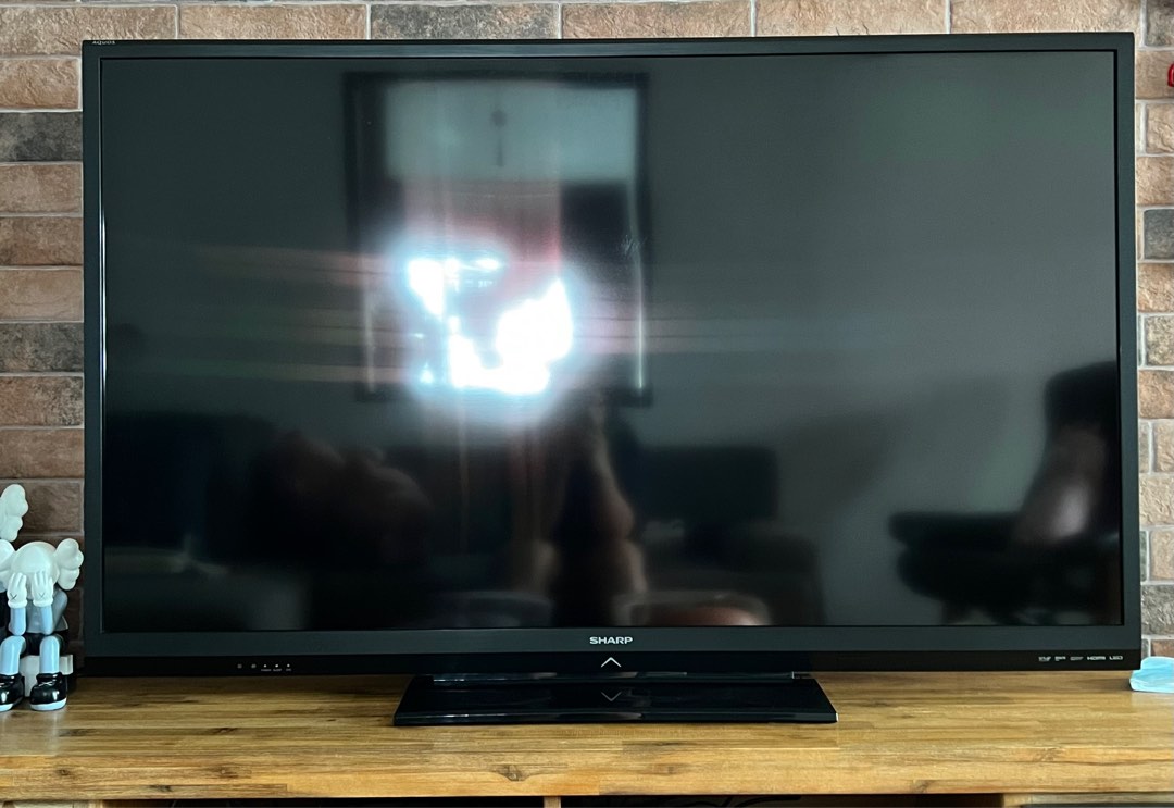 Sharp 60inch LED TV non smart TV, TV & Home Appliances, TV