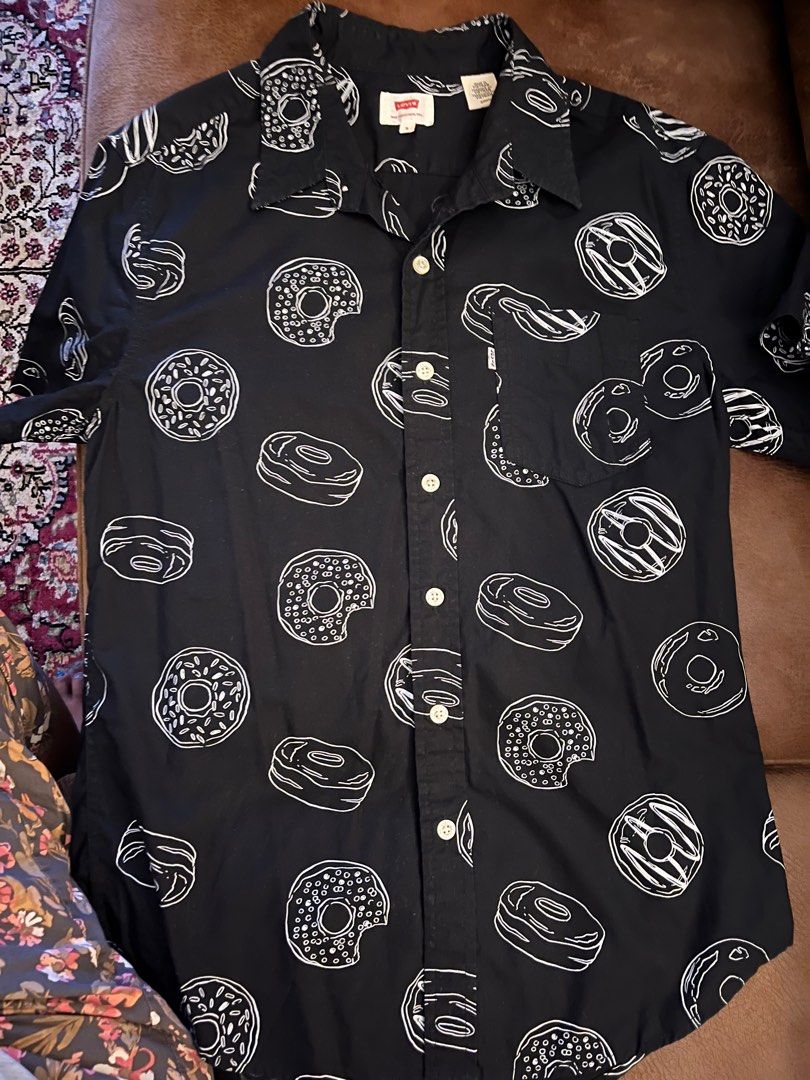 Levi s Short sleeve shirt Women s Fashion Tops Shirts on Carousell