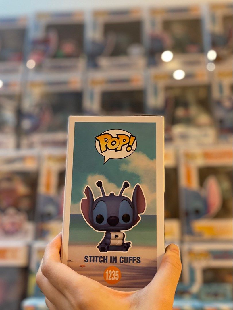 Pop! Stitch in Cuffs
