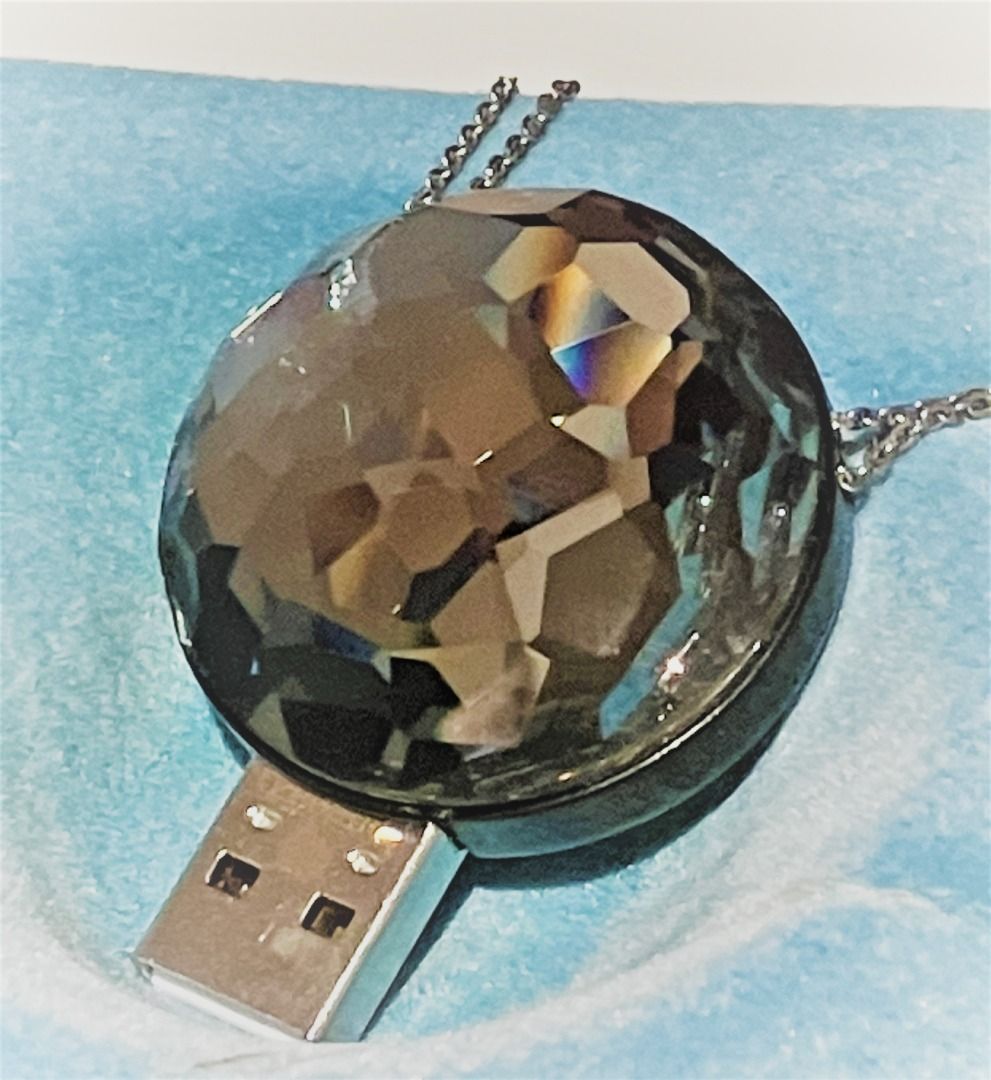 Swarovski usb necklace discount