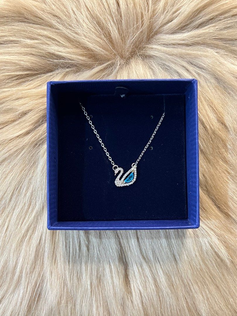 Dancing swan necklace swarovski store
