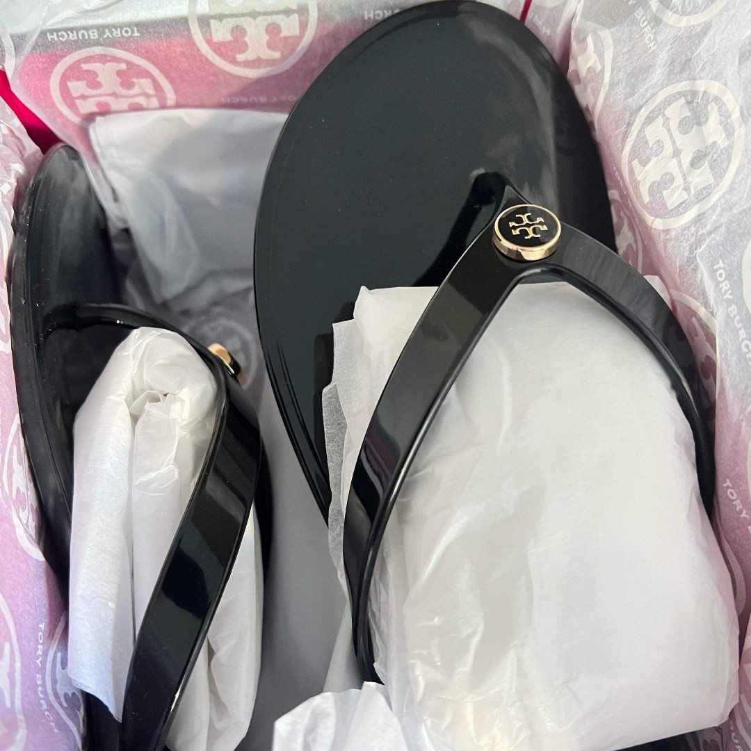 Tory Burch Studded Jelly Thong, Women's Fashion, Footwear, Flats & Sandals  on Carousell