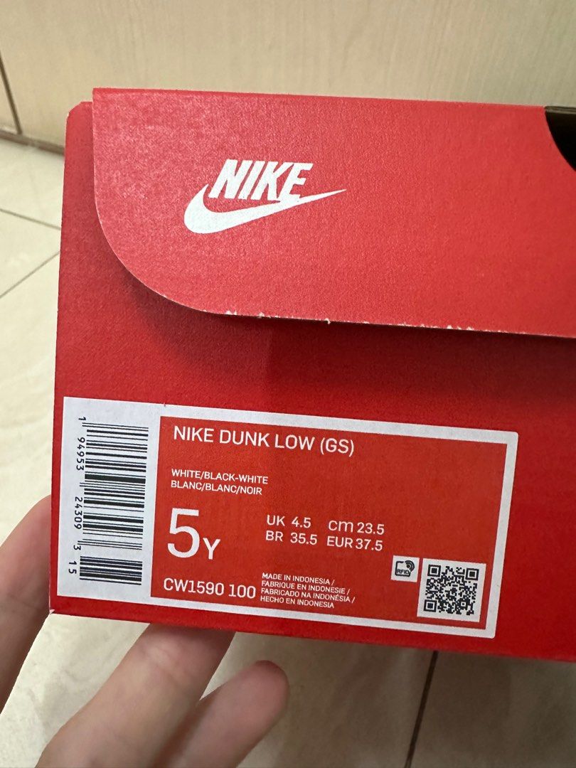 US 5y / EU 37.5) BNDS Nike Dunk Low Panda Black White, Women's Fashion,  Footwear, Sneakers on Carousell