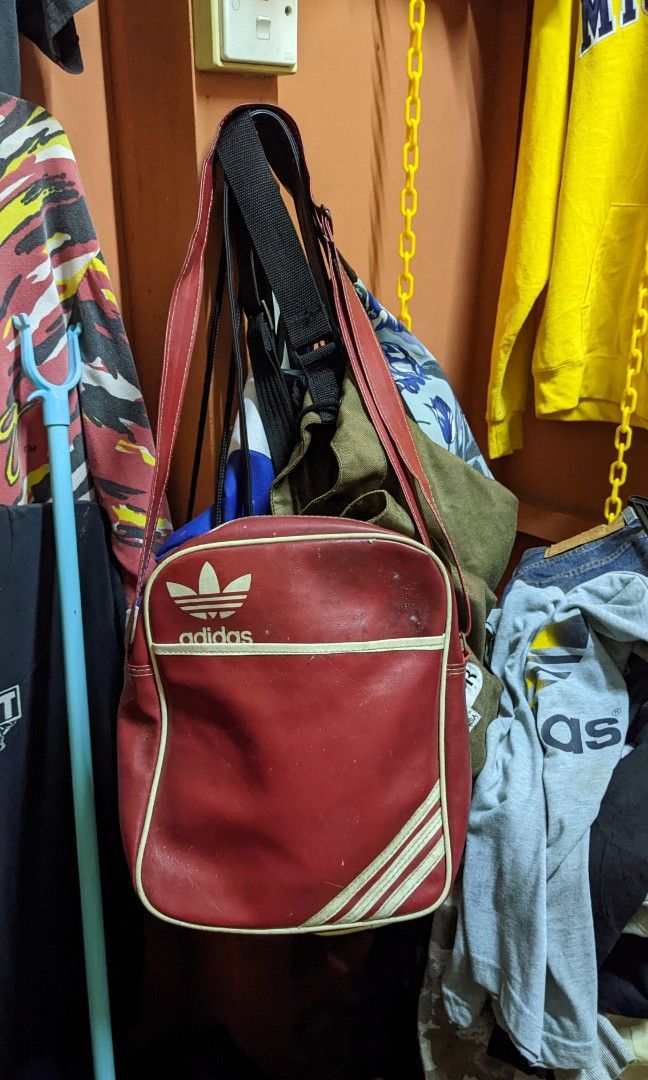 Vintage Adidas Shoulder Bag (Malaya) Asia, Men's Fashion, Bags, Sling Bags on Carousell