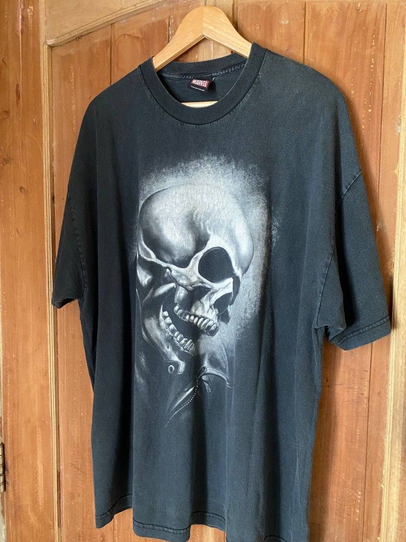 💀Ghost Rider Vintage Y2K Marvel Mad engine (Category: Tshirts & Polo Shirts ) located in Cavite. Submitted by good_profit_90s (Listing ID 1204661251, Image 3). Description: Ghost Rider big Head Size XL Minor crack print (hairline) Good fade 👌🏻 No pinhole 📍Cavite 📦LBC&MJR EXPRESS +shipping fee 📲Mode Of Payment 💳GCASH&PNB 📩DM FOR MORE INFO.