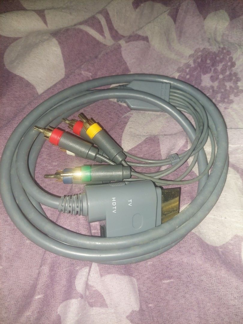 Xbox 360 component cable (Category: Cables & Chargers) located in Quezon City. Submitted by obet89 (Listing ID 1204737020, Image 1). Description: component cable 4 xbox 360 untested no unit to test meet up sm north bgc.