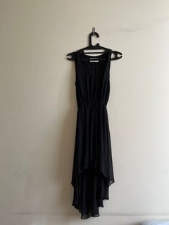 (X).S.M.L  Asymmetric Black Dress