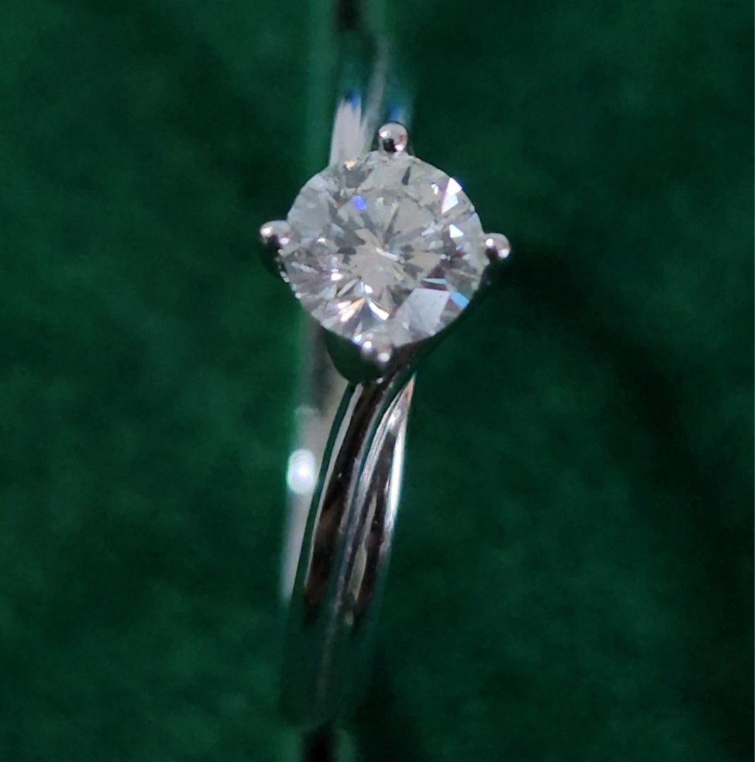 0.32 carat Diamond Ring, Women's Fashion, Jewelry & Organisers, Rings