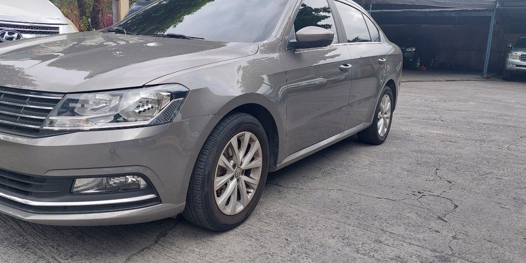 2018 Volkswagen Lavida TSI by Batman Motors Auto (Category: Used Cars) located in Pasig City. Submitted by Batman_Motors (Listing ID 1204885403, Image 3). Description: 2018 Volkswagen Lavida 1.4 TSI Top of the line -1.4L TSI (Turbo Stratified Injection) Gas -7 Speed AutomaticTransmission -Cruise Control -Leather Seats -Push Start Button -SunRoof -Automatic Climate Control -Very Fresh In and Out -25xxx kms! We also accept bank financing and trade 