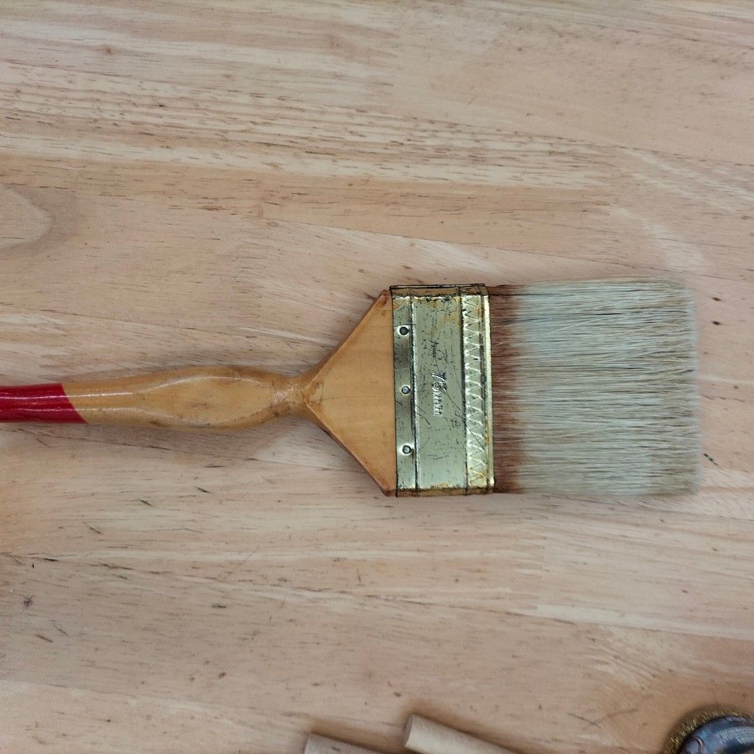 3inch paint brush shellac syelek, Hobbies & Toys, Stationery & Craft