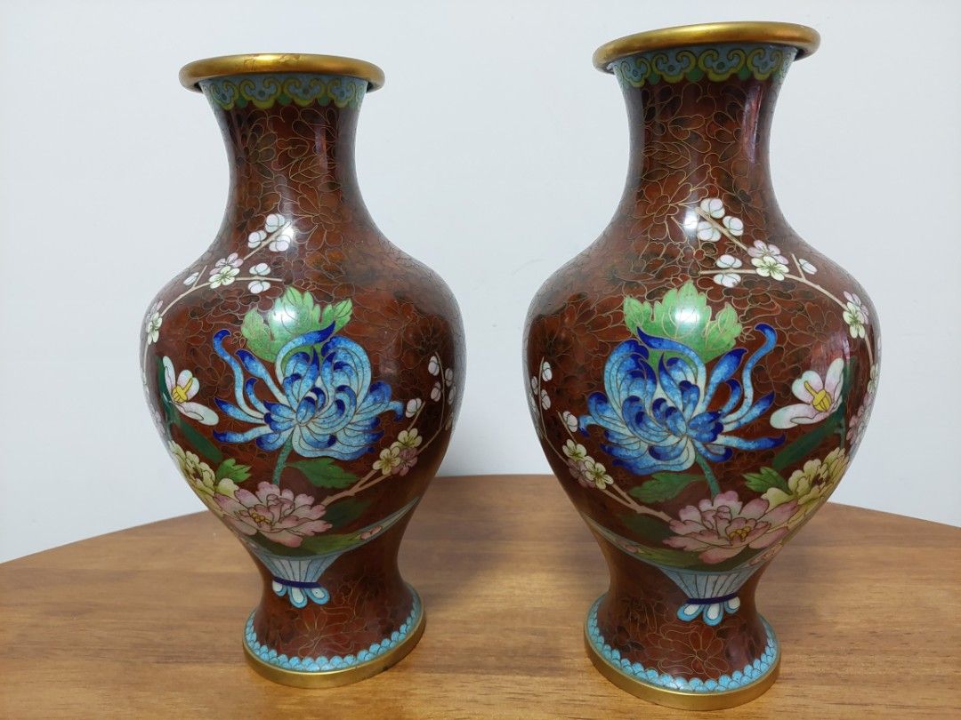 一對古董花瓶/成對的青銅中國花瓶景泰藍, 其他, 其他- Carousell