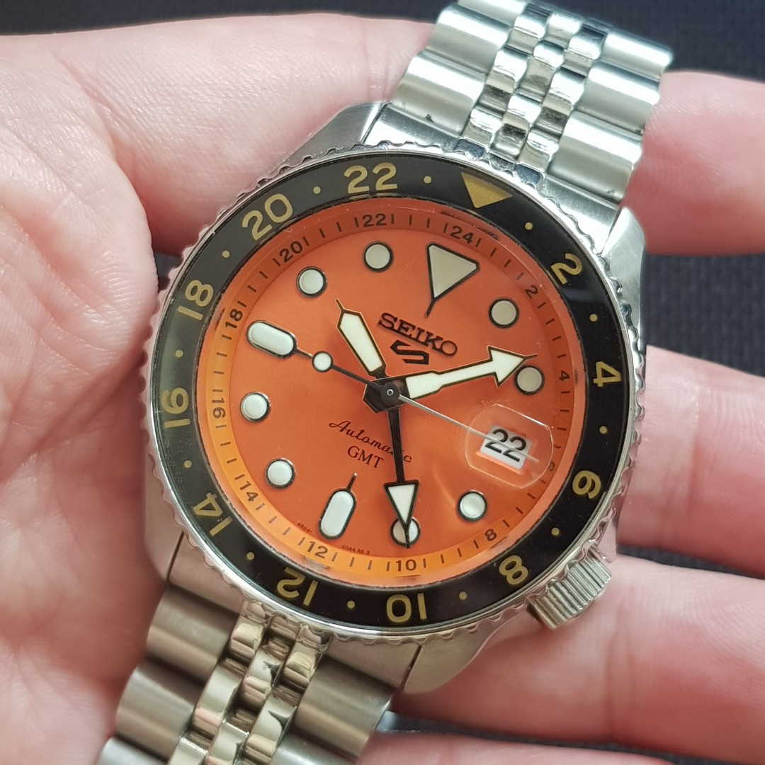 🍊 Seiko 5KX orange GMT SK005🍊, Men's Fashion, Watches & Accessories,  Watches on Carousell