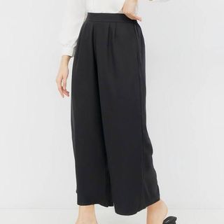 (Kategori: ) berada di . Dikirim oleh PrelovedbySalena (ID iklan 1205036545, Gambar 1). Deskripsi: .