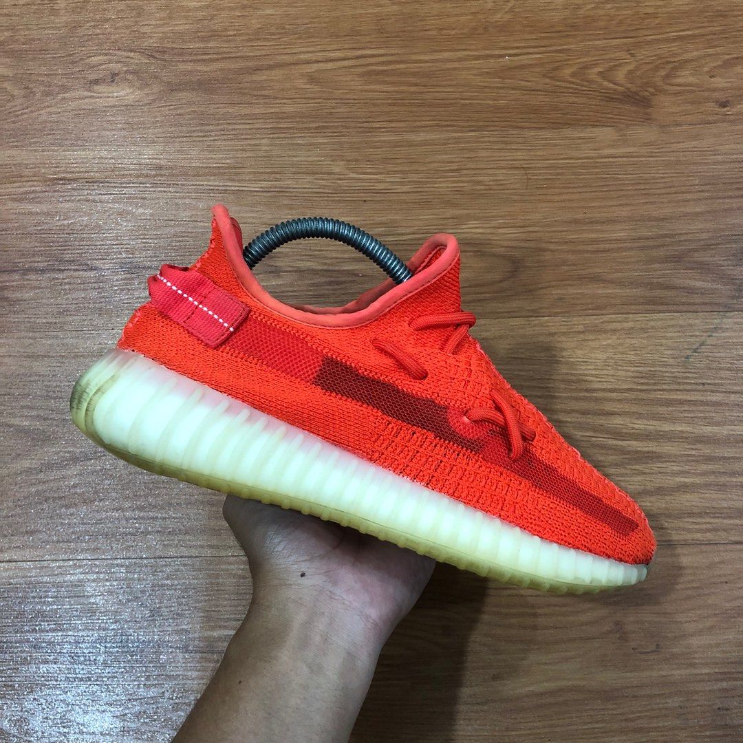 Adidas yeezy store boost merah