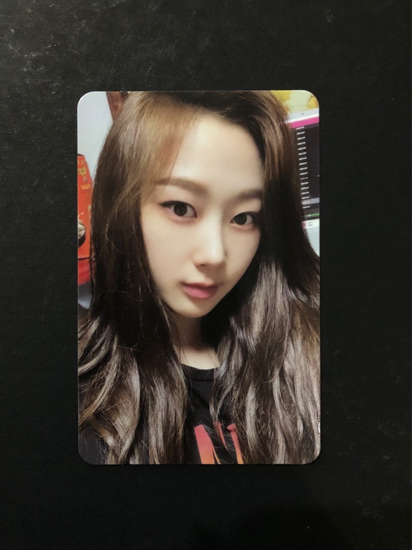 AESPA: GISELLE (GIRLS (REAL WORLD VER.) - OFFICIAL PHOTOCARD), Hobbies
