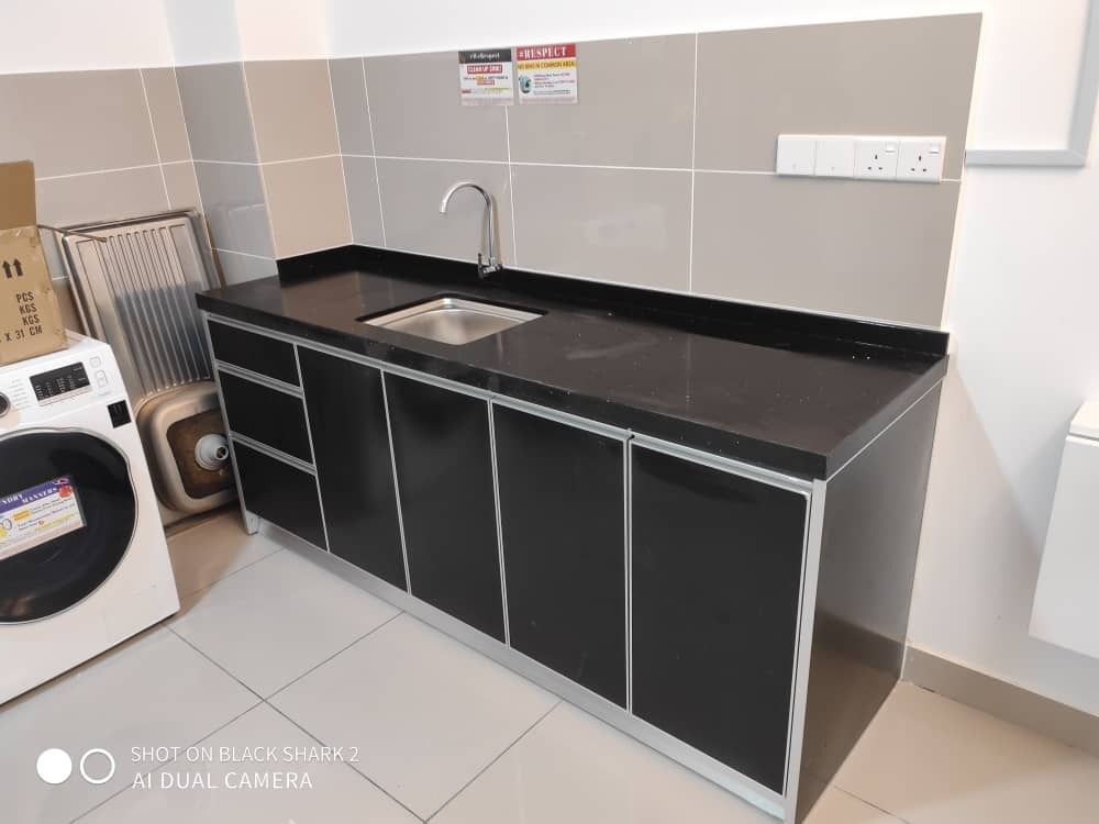 Aluminium Kitchen cabinet Quartz stone table top Custom made cabinet