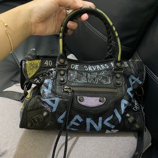 (Kategori: ) berada di . Dikirim oleh luxfactory.id (ID iklan 1204924272, Gambar 1). Deskripsi: .