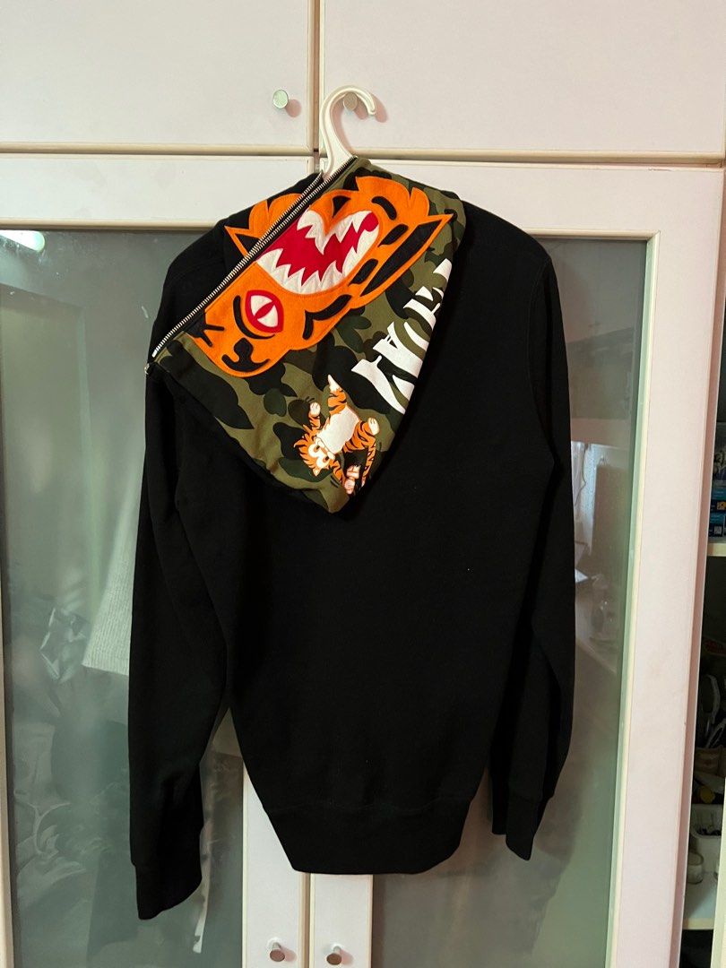 Bape black online tiger hoodie