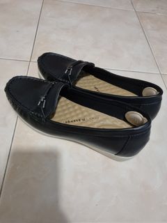 (Category: ) located in . Submitted by appleception (Listing ID 1204964700, Image 1). Description: .