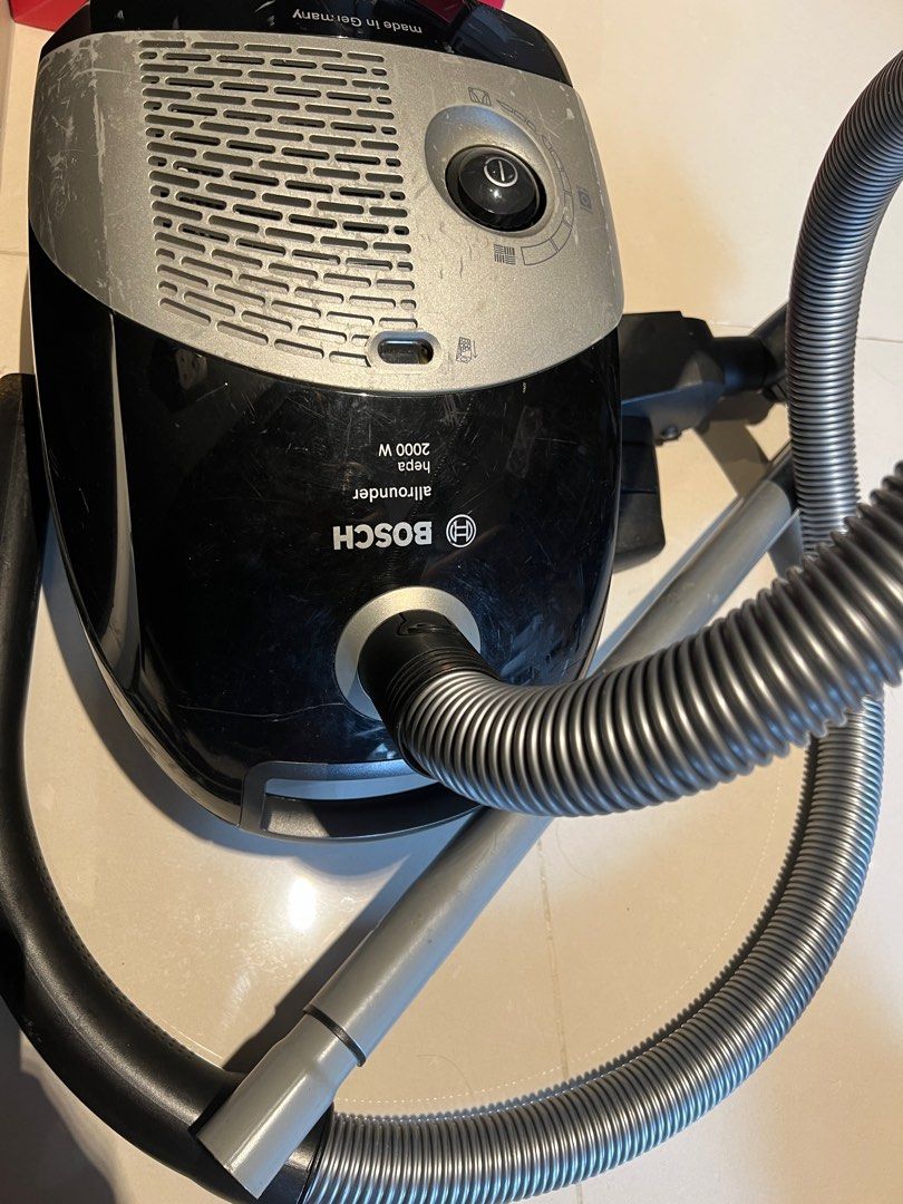 Bosch allrounder 2025 hepa 2000w bags