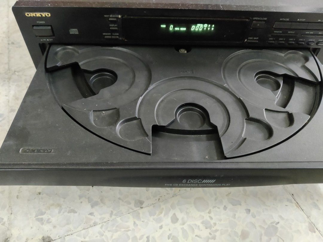 Cd player deck Onkyo, Hobbies & Toys, Music & Media, CDs & DVDs on