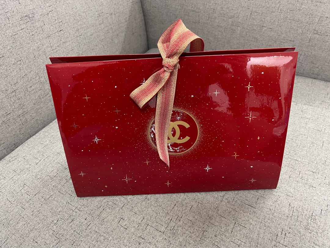 Chanel Gift Box, Women's Fashion, Jewelry & Organisers, Accessory