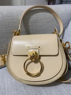 （分類：）位於 。 由 PH8888 提交（商品編號 1205029240，圖片 1）。簡介： 。
