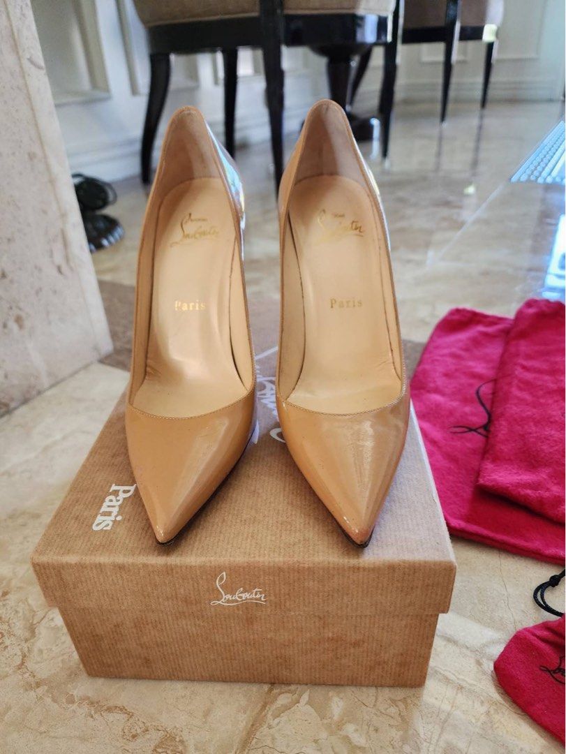 Christian Louboutin Decollete 554 100 Patent Nude size 37.5