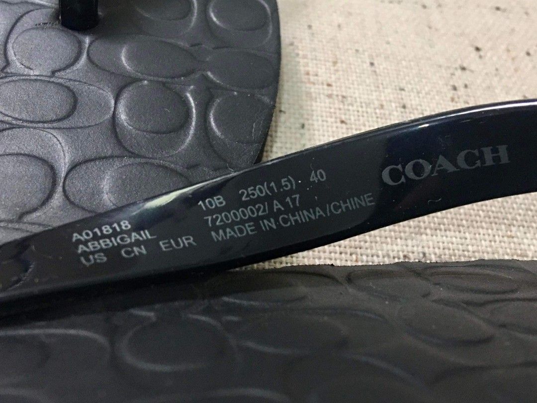 Coach flip on sale flops marshalls