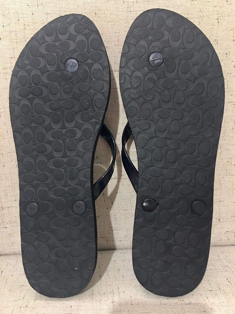 Coach flip flops, Women's Fashion, Footwear, Slippers and slides on