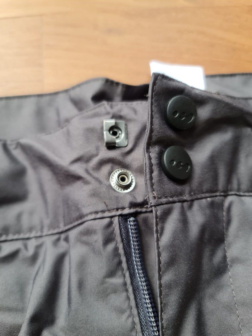 Decathlon Waterproof Men Ski Pants, Men's Fashion, Activewear on Carousell