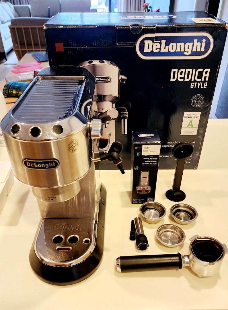 Delonghi Dedica EC685.M, TV & Home Appliances, Kitchen Appliances ...