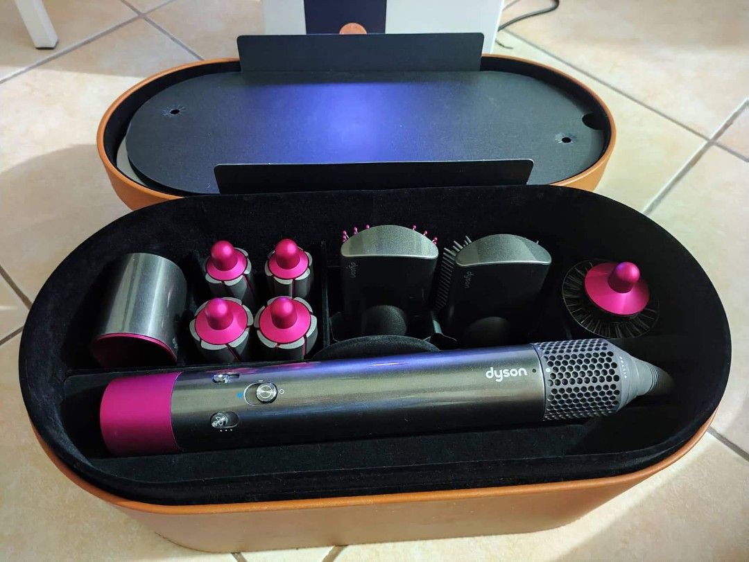 DYSON AIR WRAP, Beauty & Personal Care, Hair on Carousell