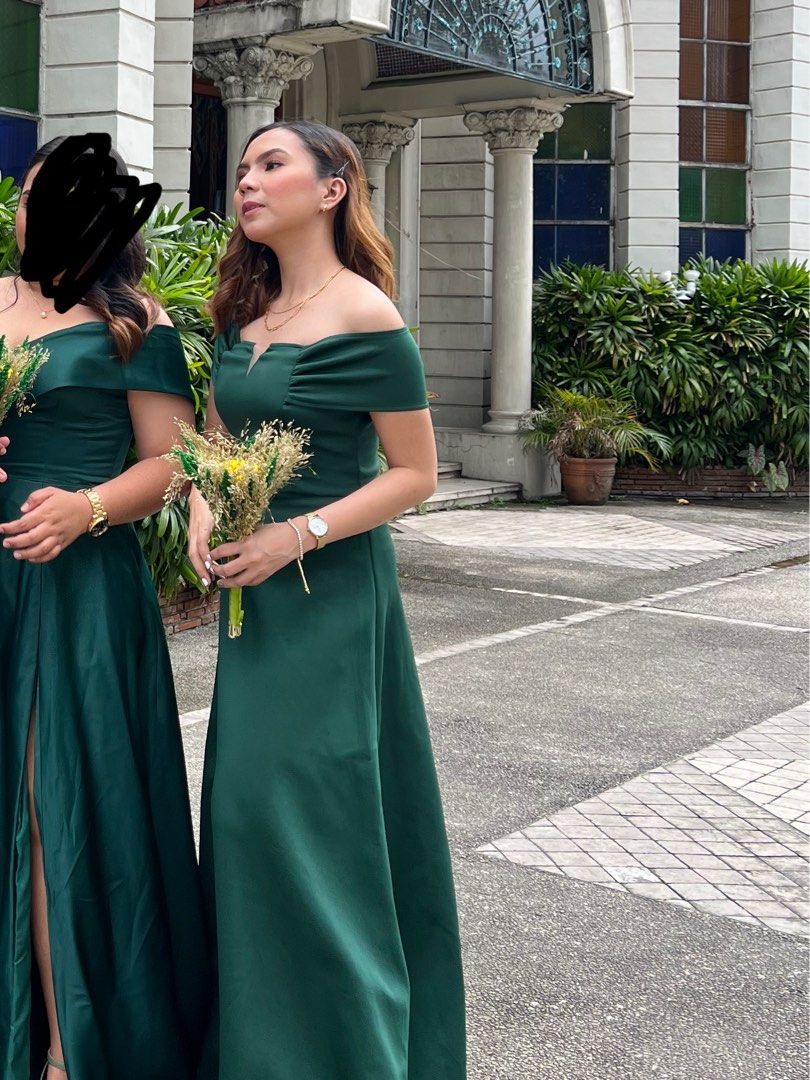 The Most Stunning Emerald Green Bridesmaid Dresses in Every Style
