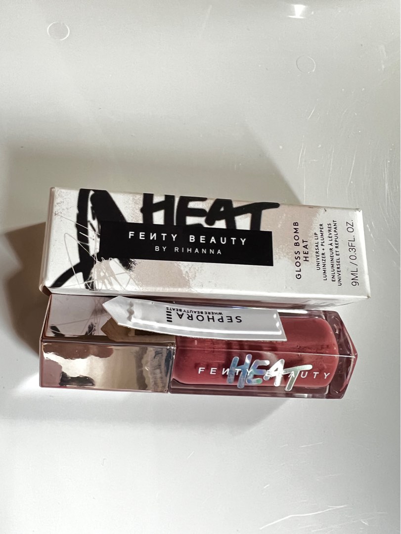 Fenty Beauty Gloss Bomb heat lip luminizer + plumper Fussy heat, Beauty