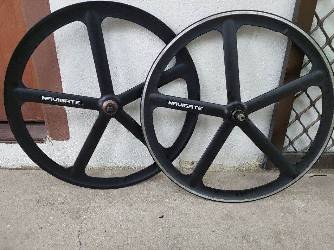 Fixed gear 5 spock wheel set, Sports Equipment, Bicycles & Parts, Parts ...
