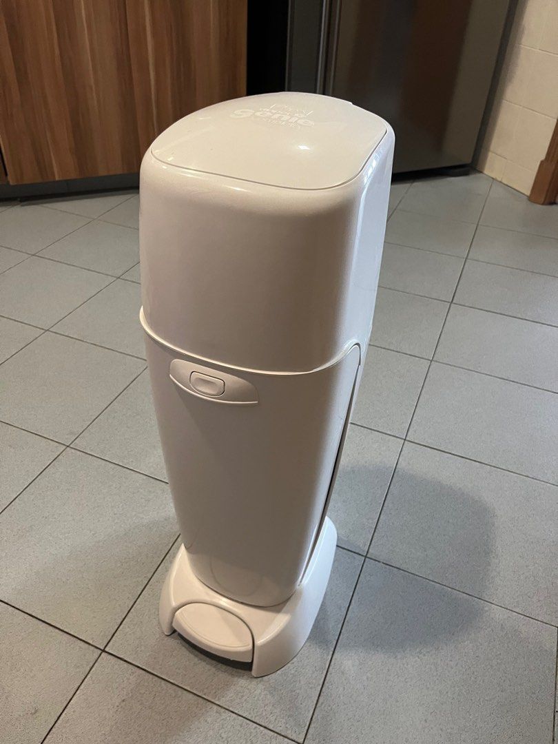 Genie Diaper waste bin anti smell, Furniture & Home Living, Cleaning