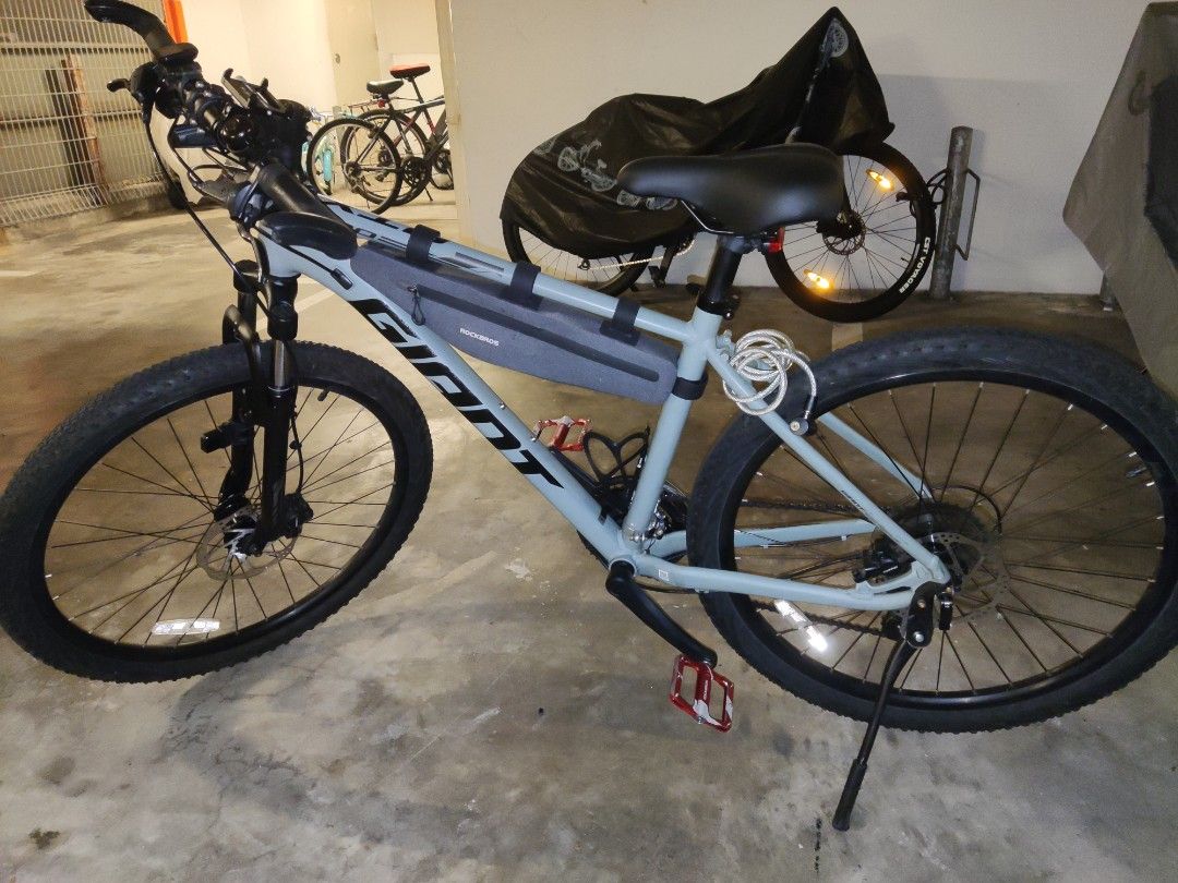 Giant atx shop 950 full suspension