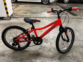（分類：）位於 。 由 stevecyy 提交（商品編號 1204933366，圖片 1）。簡介： 。