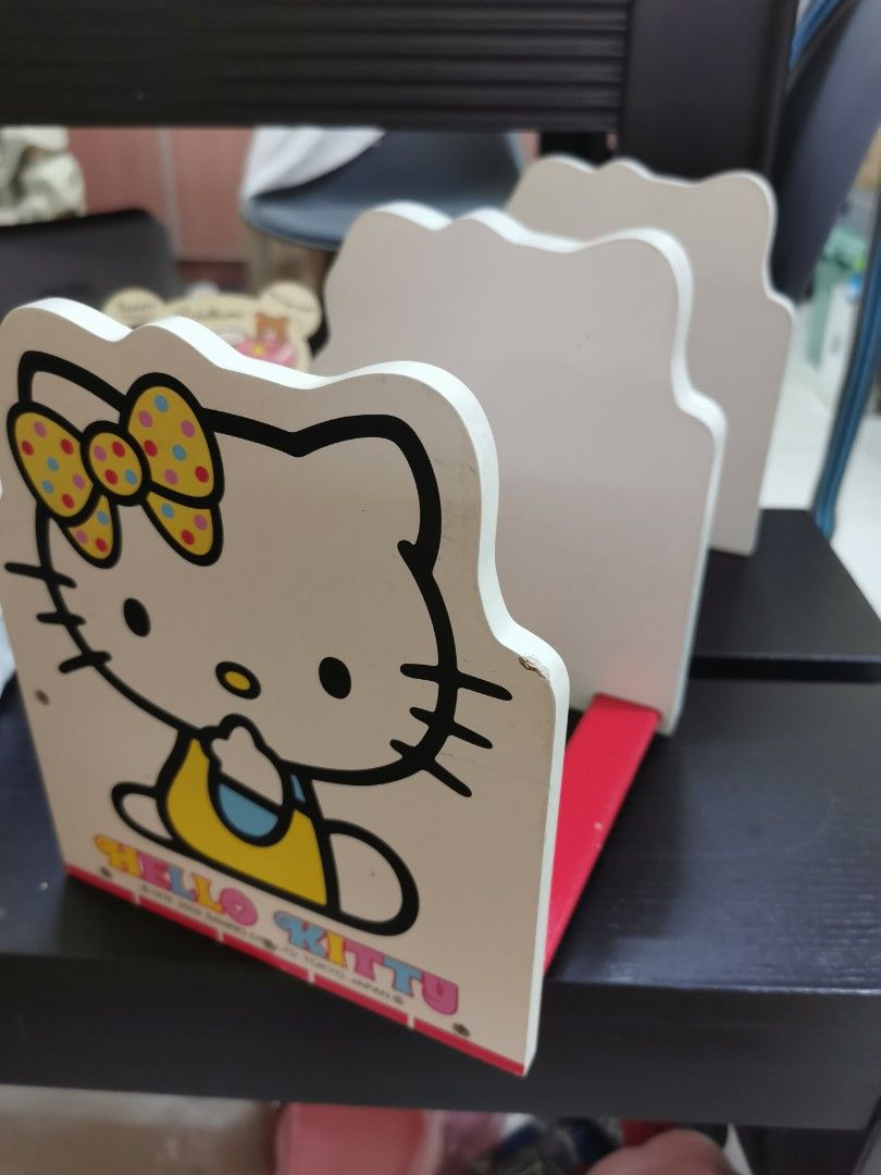 Hello kitty Wood book rack on Carousell