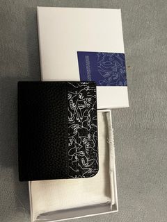 （分類：）位於 。 由 Apple2023 提交（商品編號 1205010496，圖片 1）。簡介： 。
