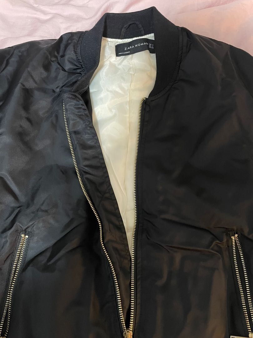 Mens black bomber hotsell jacket gold zip