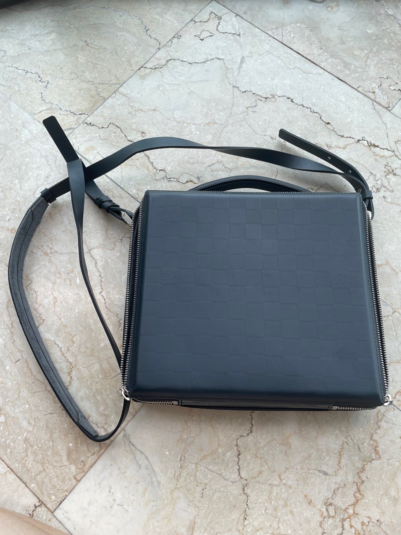 Lv black square bag shop