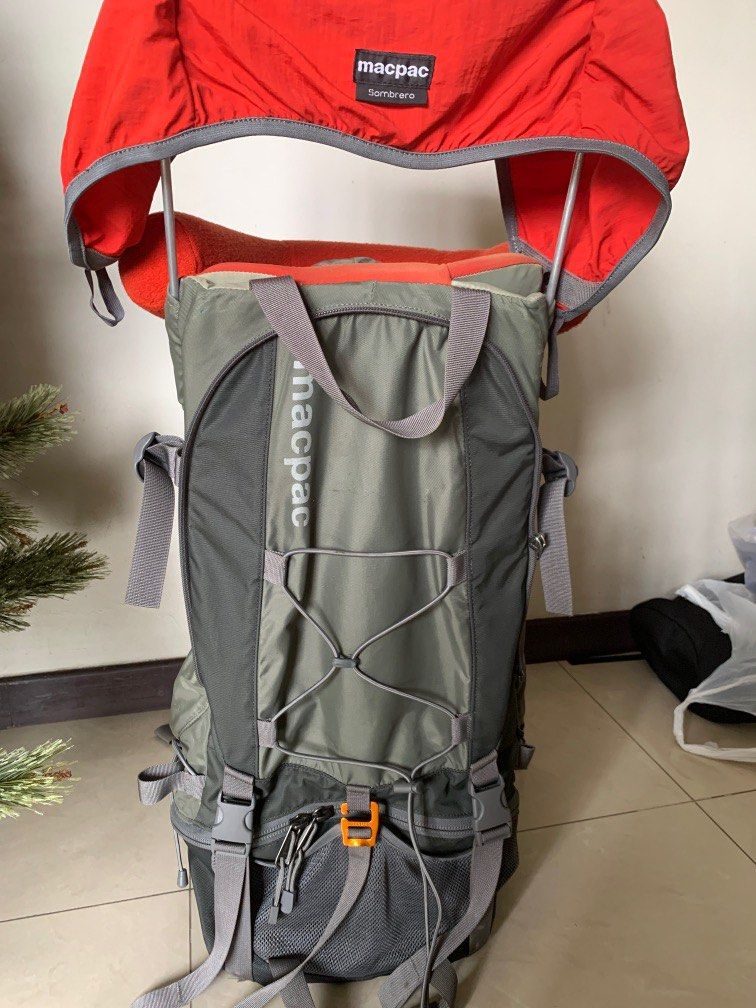 MacPac Child Carrier, Babies & Kids, Going Out, Carriers & Slings on