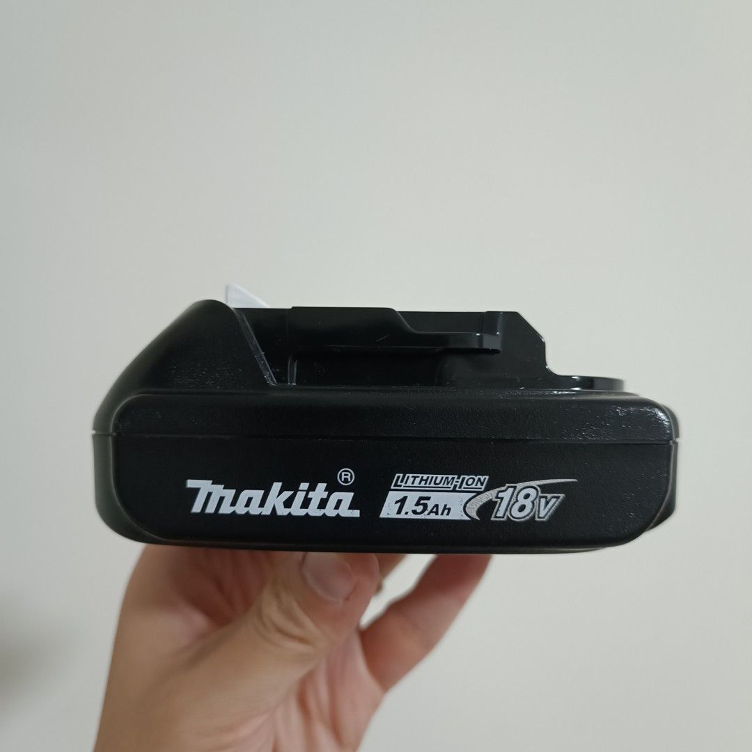 Makita LXT 18V Cordless Impact Driver XDT11, Furniture & Home Living