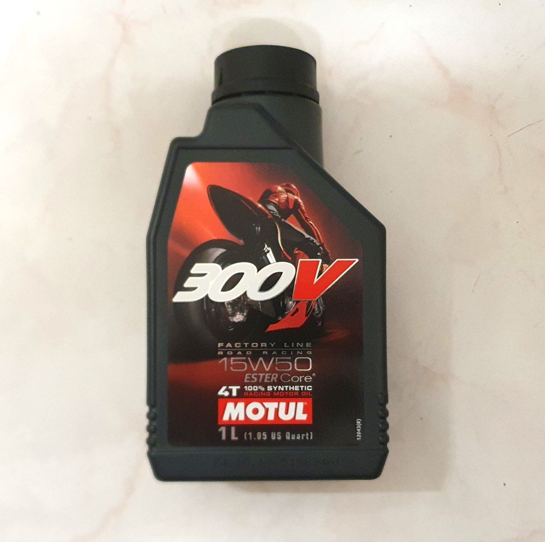 Motul 300V 10W40 Fully Synthetic Engine Oil, Motorcycles, Motorcycle  Accessories on Carousell