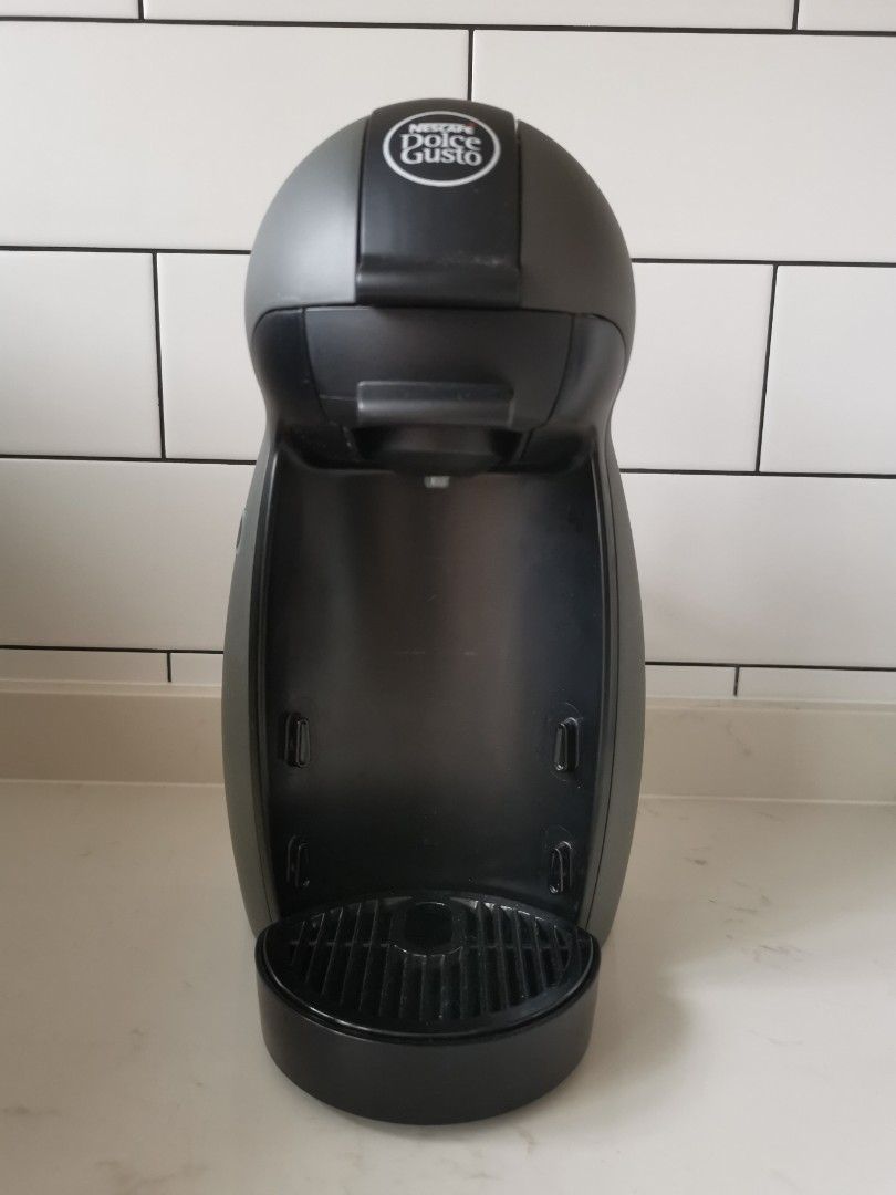 Nescafe Dolce Gusto Piccolo Capsule coffee Machine Black, TV & Home