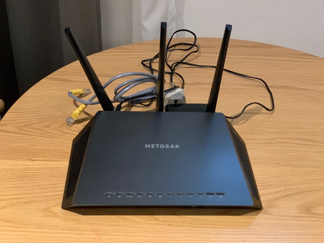 Netgear Nighthawk R7000 Dual Band 5G Router, Computers & Tech, Parts