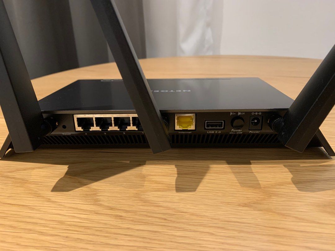 Netgear Nighthawk R7000 Dual Band 5G Router, Computers & Tech, Parts